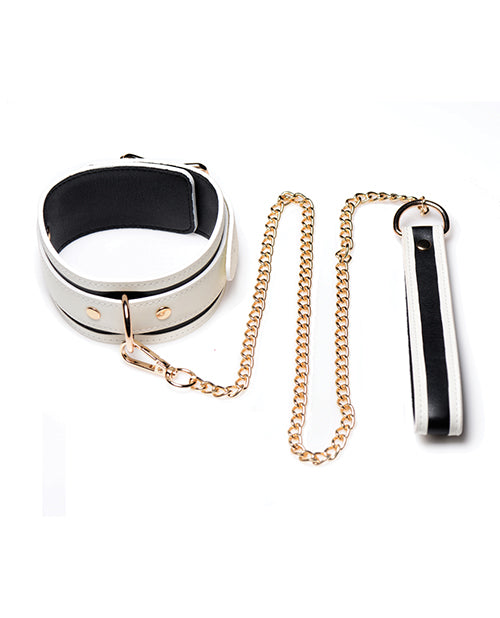 Master Series Kink In The Dark Glowing Collar W/leash